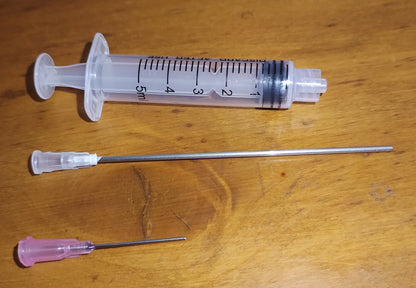 Seringue avec Aiguilles Anti-Piqûre