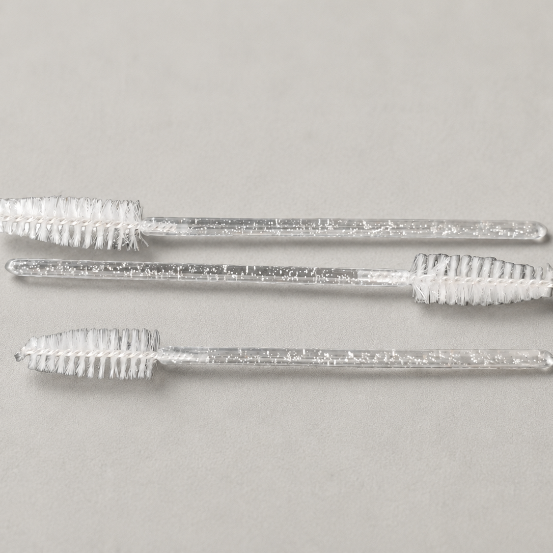 Lot 3 mini brosses de nettoyage pour abreuvoirs et mangeoires